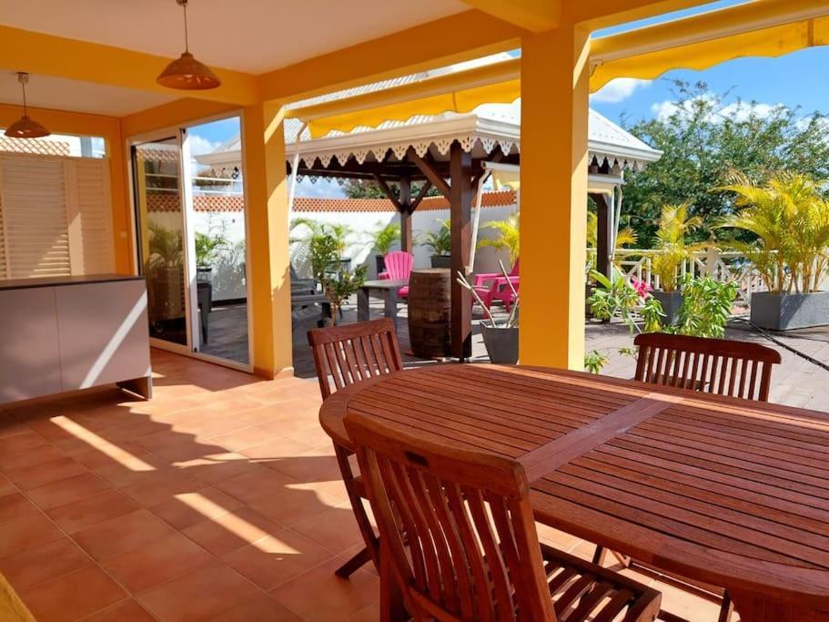 Villa Nautilia, Vue Mer, Proche Plage 莱特鲁瓦西莱 外观 照片