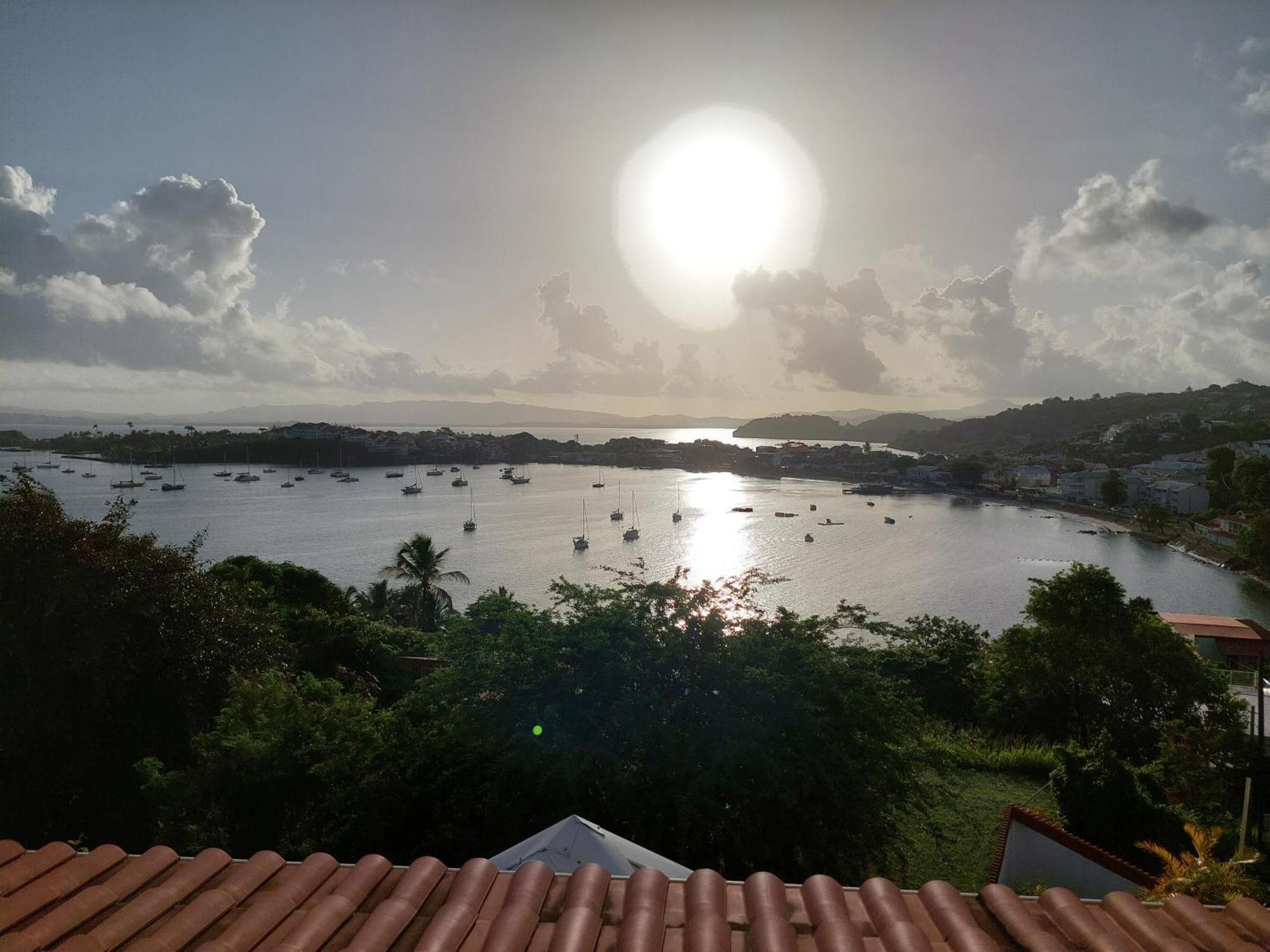 Villa Nautilia, Vue Mer, Proche Plage 莱特鲁瓦西莱 外观 照片